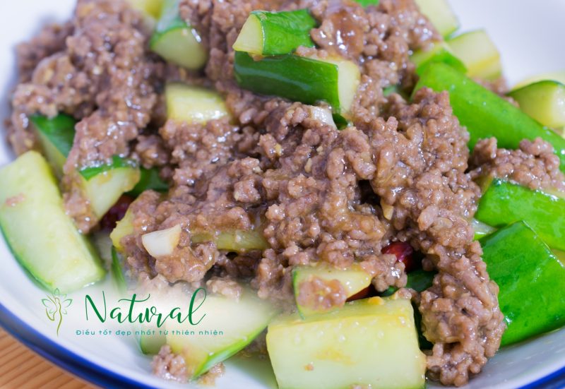 Thịt bò xào dưa leo